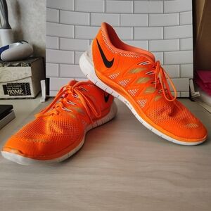 Nike Orange 5.0 Mesh Running Shoes with Black Swoosh Size 15